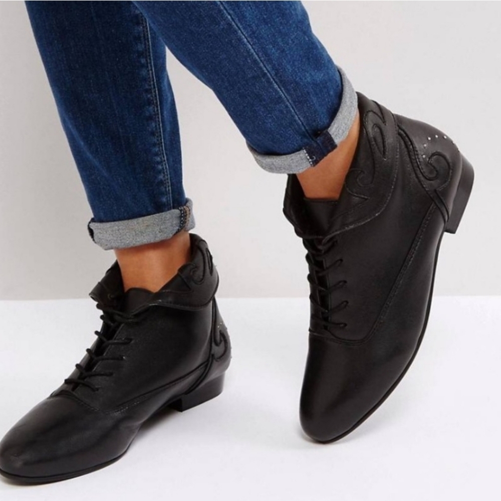 ISO ASOS "AUTUMN" BOOT